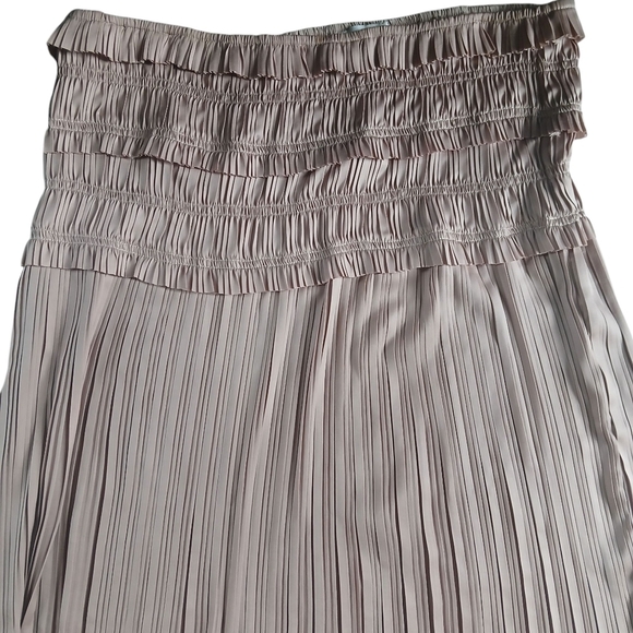 Anthropologie- Current Air Rosarita Skirt Pleated Smocked Waist Midi in Plum - Picture 5 of 9